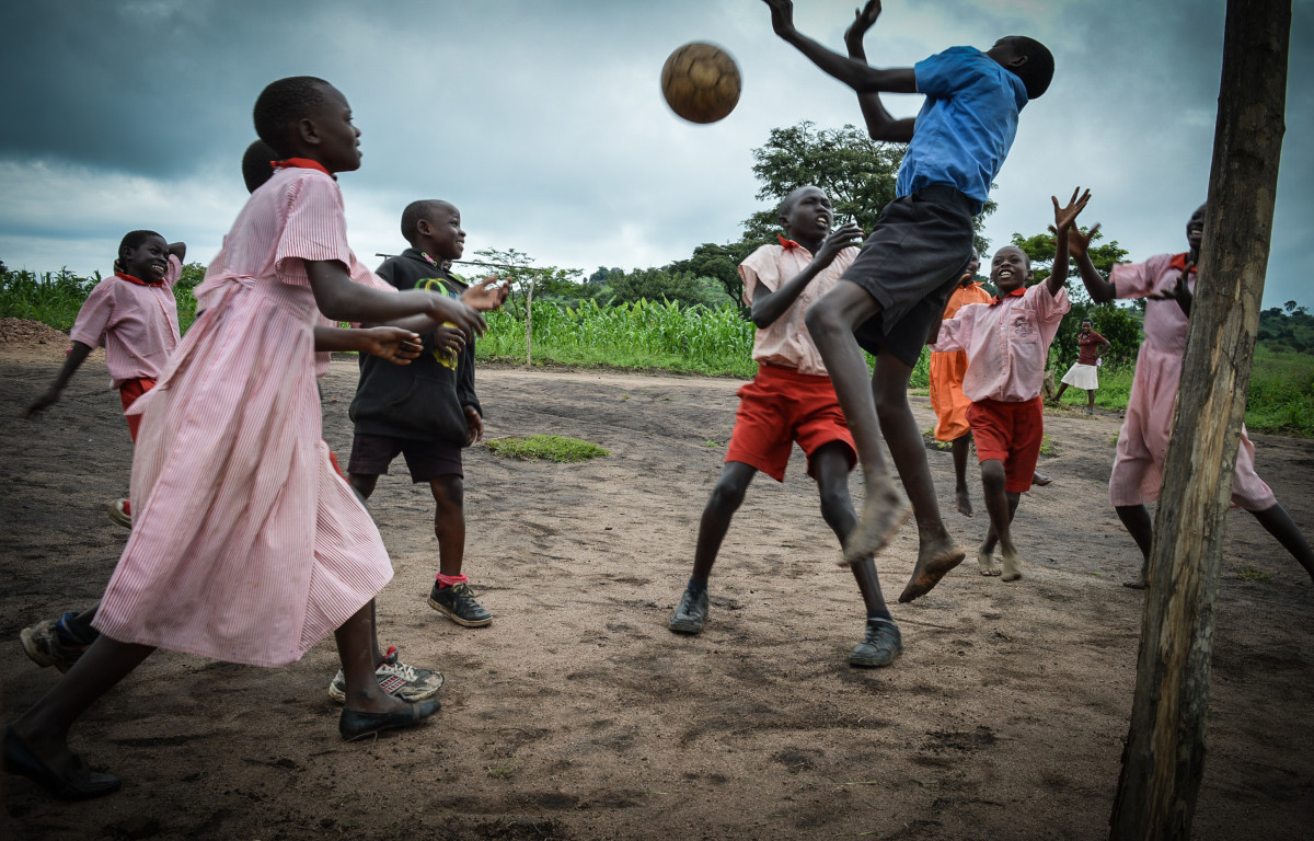 Dzieci ze szkoły w Kawula